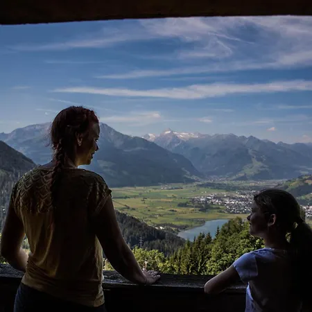 Bio Bauernhof Holzegghof In Zell Am * Erlberg